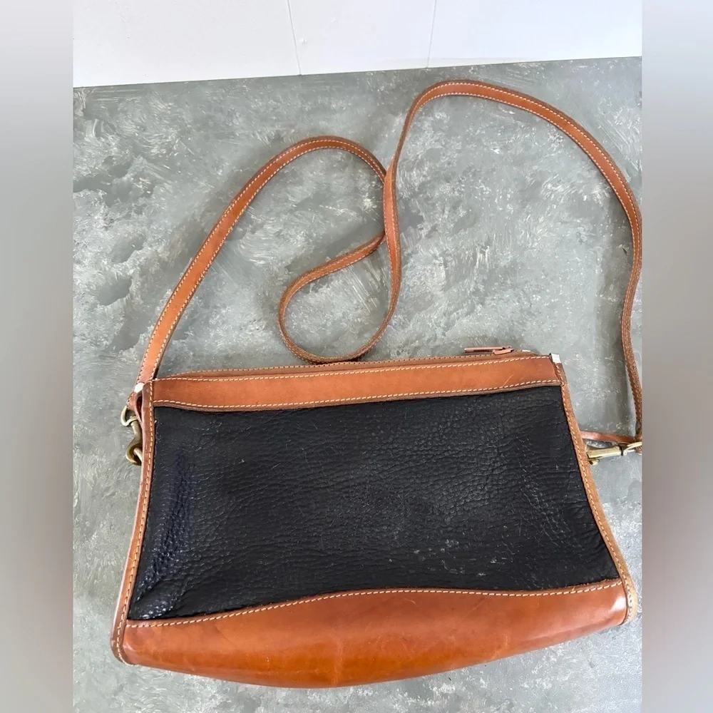 Dooney Bourke Leather Black Brown Shoulder Handbag Bag Purse vintage